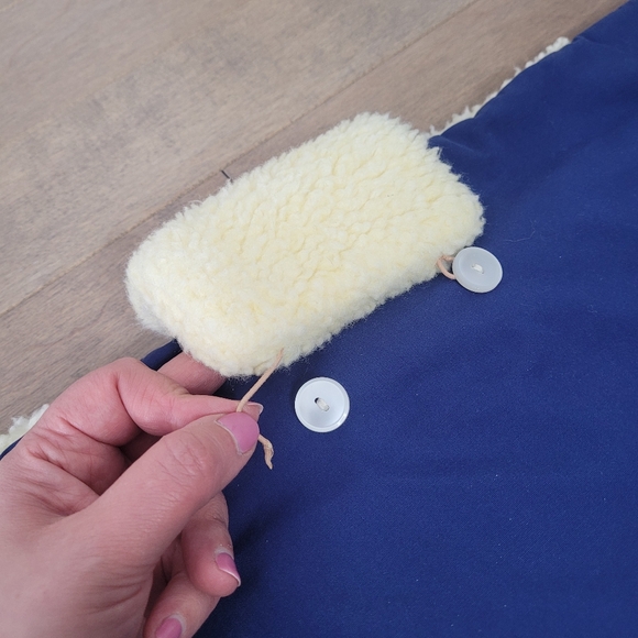 Vintage Holt Renfrew sherpa lined baby sleeping bag - Picture 12 of 13